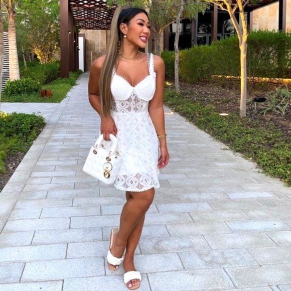 White Lace Sleeveless Bustier Fit and Flare Mini Dress - Picture 2 of 5